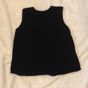 Distressed black top